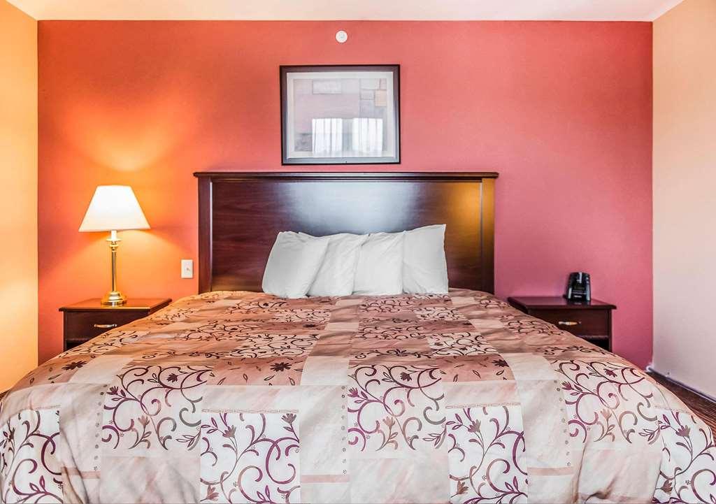 Quality Inn Ottawa Room photo