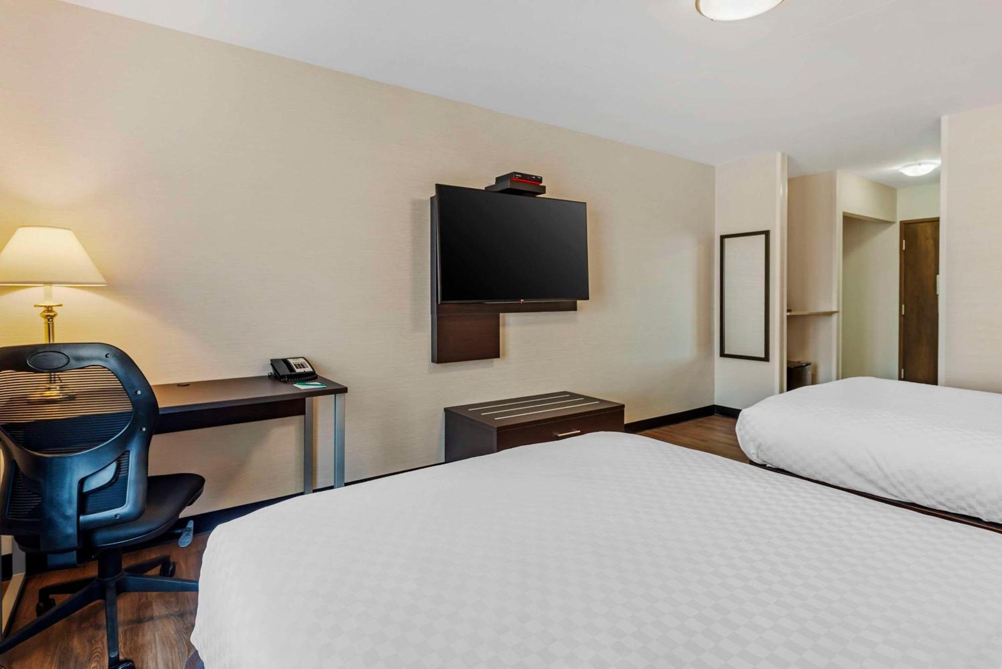 Quality Inn Ottawa Exterior photo